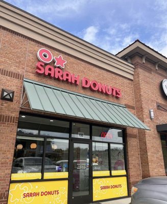 Sarah Donuts by null