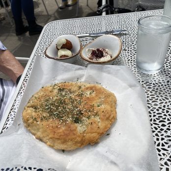 Jardin - Naan pita - Mediterranean Near Me - San Antonio, Texas