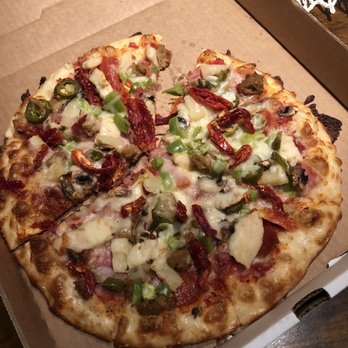 Mad Moose Pizza - 11" pizza ($8.95) - Pizza Near Me - Saint Anthony, Idaho