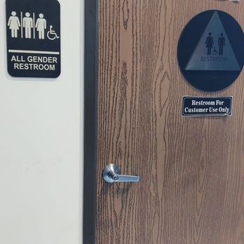 Fishhook Seafood - Ontario Mills - Restroom - Southern Near Me - Ontario, California Fishhook Seafood - Ontario Mills - Restroom - Southern Near Me - Ontario, California