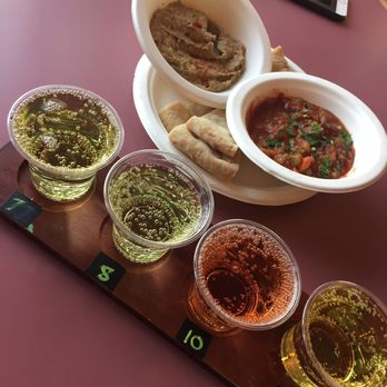 Saratoga Apple - Cider Tasting Sampler & Dip Duo - Fruits & Veggies Near Me - Schuylerville, New York Saratoga Apple - Cider Tasting Sampler & Dip Duo - Fruits & Veggies Near Me - Schuylerville, New York