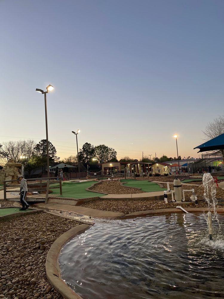 KATY MINIATURE GOLF BATTING CAGES with 13 real customer photos