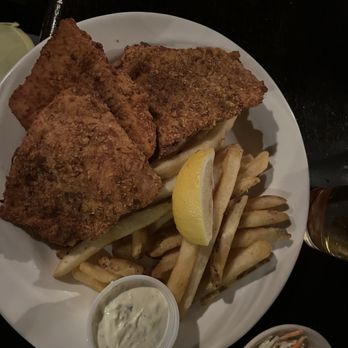 Quivey's Grove - New American Near Me - Fitchburg, Wisconsin