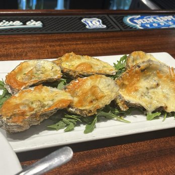 Pearlz Oyster Bar - Charbroiled oysters - Seafood Near Me - Columbia, South Carolina