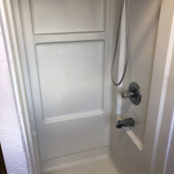 A&B Cleaning Service - Bathroom - Home Cleaning Near Me