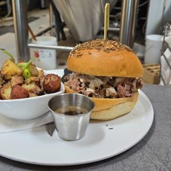 3 Sons Brewing - Beef on Wrek