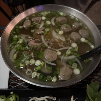 Sit Lo Saigon - Rib eye and meatballs pho while - Vietnamese Near Me - Davis, California