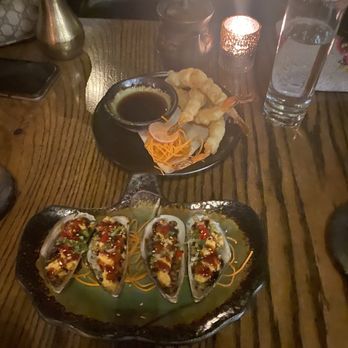 Kinjo Room - Baked Green Mussels, Shrimp Tempura - Sushi Bars Near Me - Atlanta, Georgia
