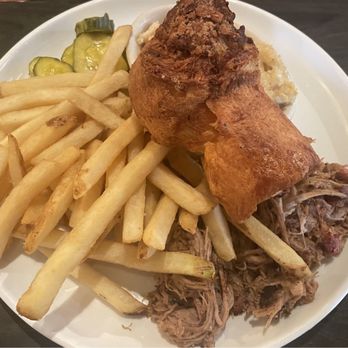 Salt + Smoke - Pulled Pork Plate with Fries and Mac n Cheese - Barbeque Near Me - Ellisville, Missouri Salt + Smoke - Pulled Pork Plate with Fries and Mac n Cheese - Barbeque Near Me - Ellisville, Missouri