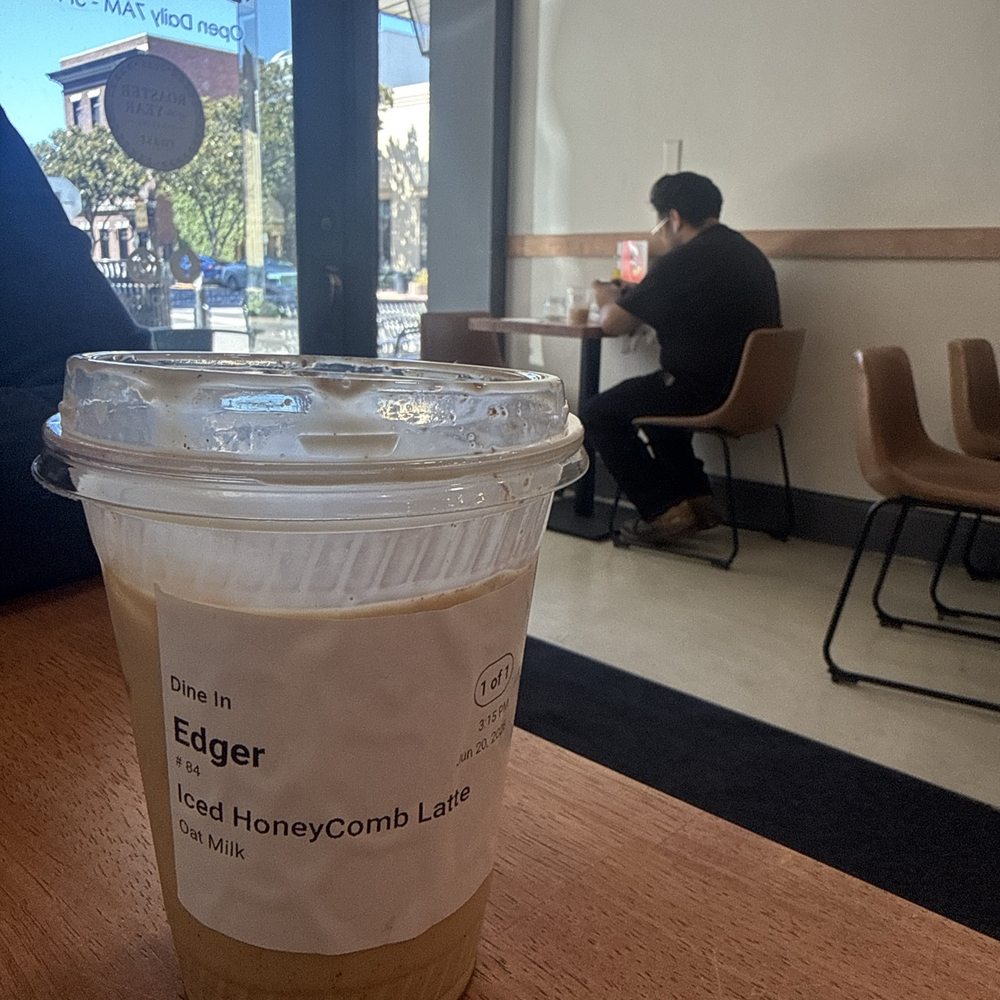 Iced HoneyComb Latte Iced HoneyComb Latte