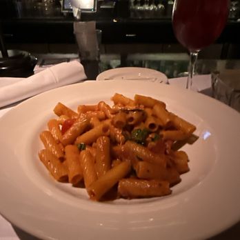 The Cheesecake Factory - American Near Me - Coconut Creek, Florida