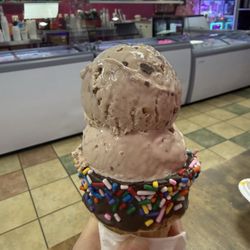 Ferrero rocher ice cream