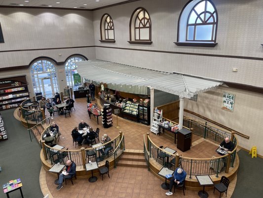 Barnes & Noble by null