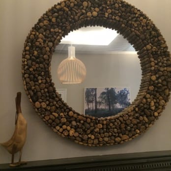 106 Baker St - Lovely accessories - Coffee & Tea Near Me - London, XGL