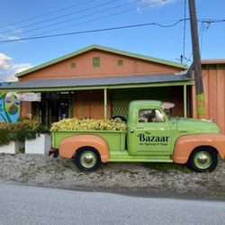 Hamlet's Eatery - Front of The Bazaar!