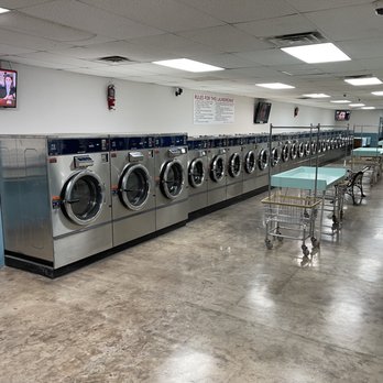 Coin Laundry Wash - Brand New Washing Machines - Laundromat Near Me - Midland, Texas Coin Laundry Wash - Brand New Washing Machines - Laundromat Near Me - Midland, Texas