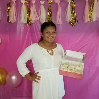 Krystal's Kakery with a K! - Krystal did a wonderful job, . Very well coordinated w her decorations and colors. - Cupcakes Near Me Krystal's Kakery with a K! - Krystal did a wonderful job, . Very well coordinated w her decorations and colors. - Cupcakes Near Me