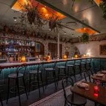 Donna's - Italian Near Me - Los Angeles, California