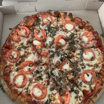 Aviator Pizza & Drafthouse - Margarita Pizza w/ Ground Beef - Pizza Near Me - Austin, Texas Aviator Pizza & Drafthouse - Margarita Pizza w/ Ground Beef - Pizza Near Me - Austin, Texas