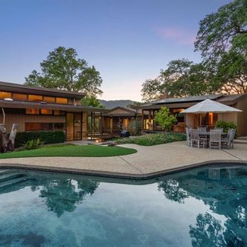 Carolyn Botts - Real Estate Agents Near Me - Los Altos, California Carolyn Botts - Real Estate Agents Near Me - Los Altos, California