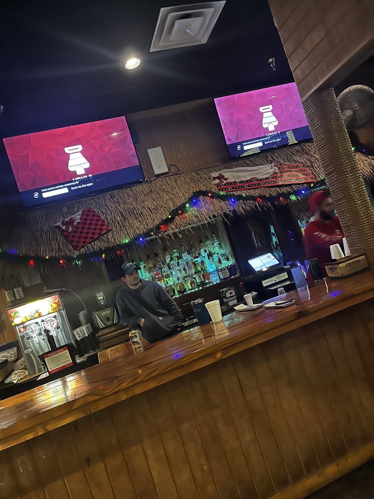 ZIGGY’S 11 Photos & 10 Reviews 210 Retreat Village, St. Simons