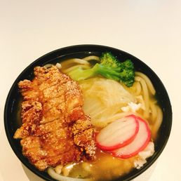 Crispy Chicken Sandwich With Fries S6. 炸鸡三明治(含薯条) Crispy Chicken Sandwich With Fries S6. 炸鸡三明治(含薯条)