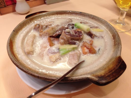 鏞記酒家 Yung Kee Restaurant by null