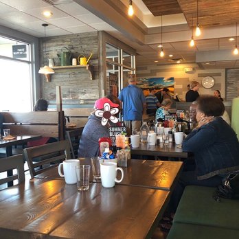 First Watch - My view of the entrance/dining area - Breakfast & Brunch Near Me - Indianapolis, Indiana
