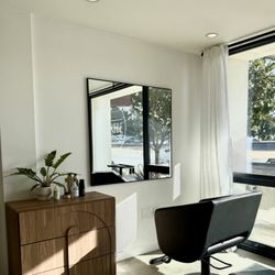 Tribe Studio Salon - Salon space