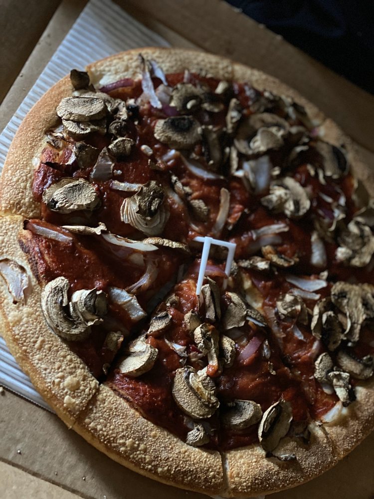 PIZZA HUT Updated October 2024 1623 S Main St, Roswell, New Mexico