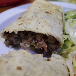 Los Tres Magueyes - Lots of meat in that Burrito California!