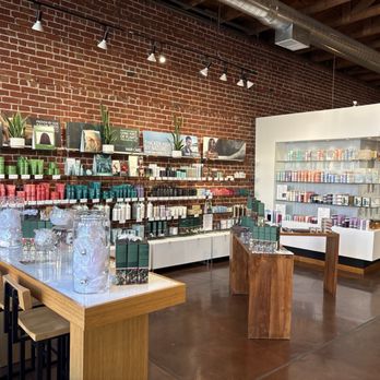 AYA Salon - Hair Salons Near Me - Berkeley, California