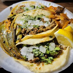 Cheles Tacos Grill - Taco Special