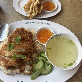 Ruay Mitr - Fried chicken on rice - Thai Near Me - San Francisco, California