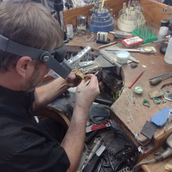 Portland Jewelry Academy - Jason giving a demonstration