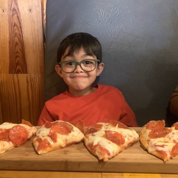 School House Kitchen & Libations - Kids pizza - New American Near Me - Arvada, Colorado