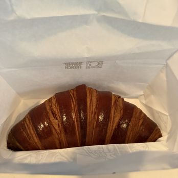Guillotine Bakery - Giant croissant - Bakeries Near Me - Chicago, Illinois