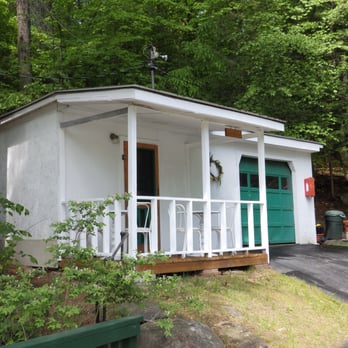 Brookside Motel - Hotels Near Me - Lake George, New York