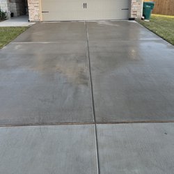 Hughes Sanitation And Washing - Driveway Cleaning