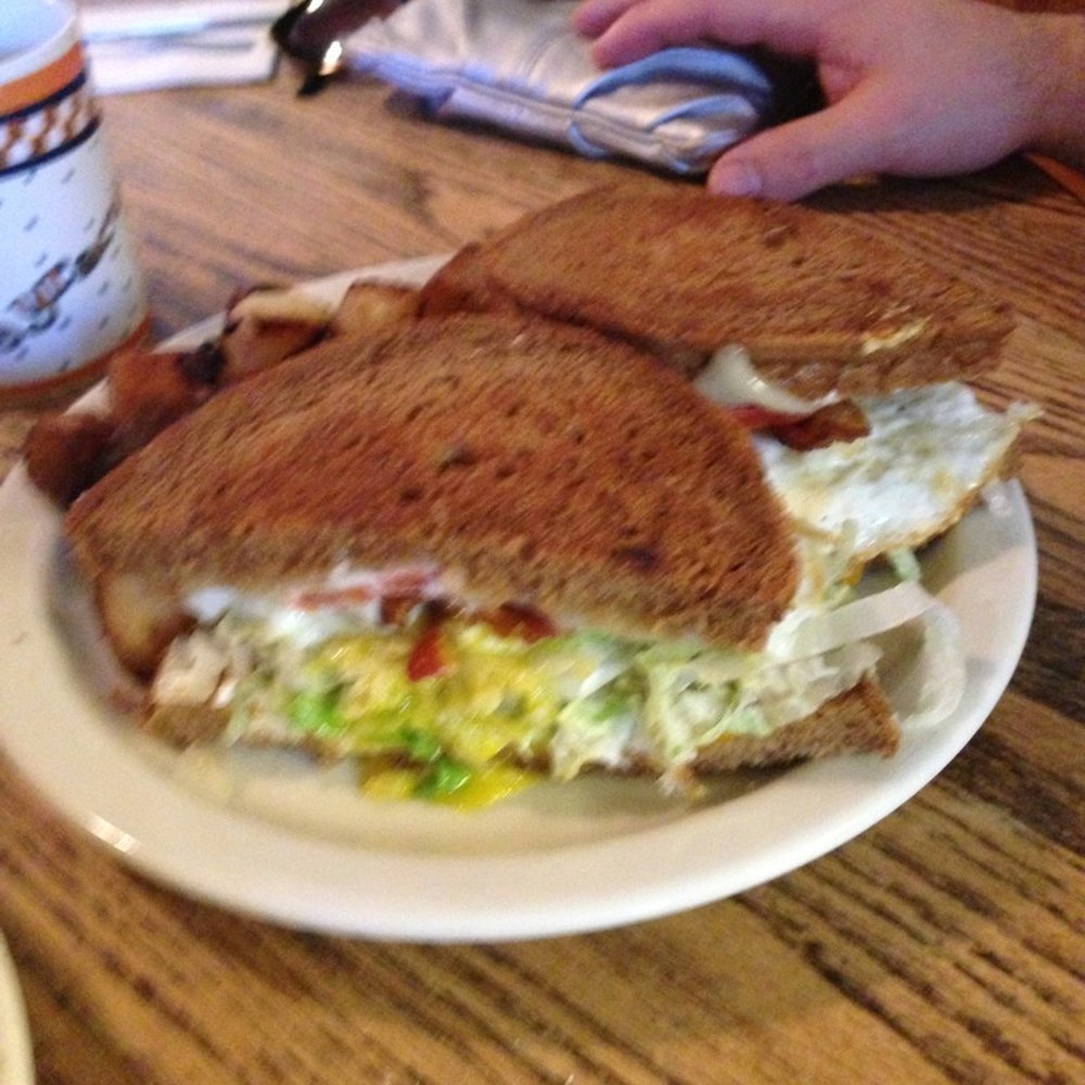 Pinky's - Fried egg sandwich - Coffee & Tea Near Me - Tampa, Florida