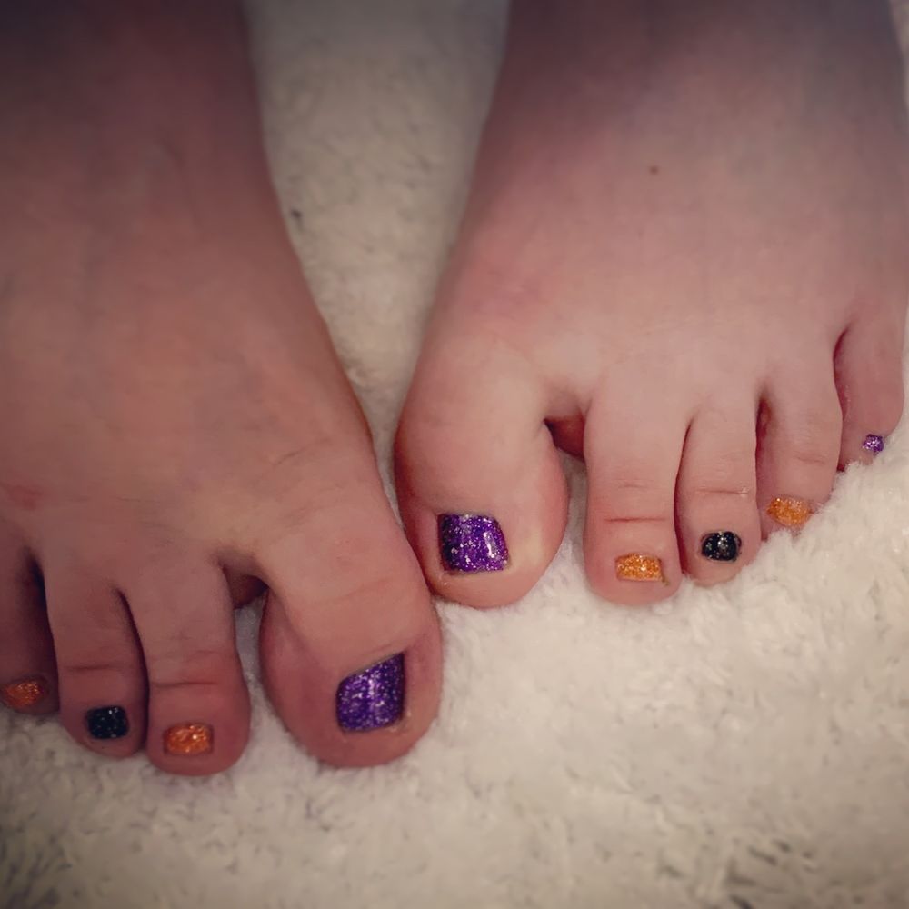 City Nails & Spa - Nail Salons Near Me - Eugene, Oregon