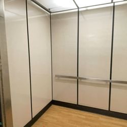 JCPenney - MEI hydraulic elevator