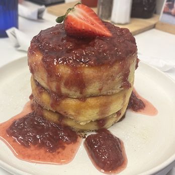 Cafe Weekend - Strawberry Pancakes - Breakfast & Brunch Near Me - Allston, Massachusetts