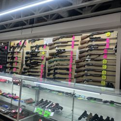 Sunbelt Pawn - Weapon selection