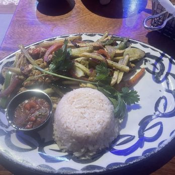 Kalaveras - Pollo saltado - New Mexican Cuisine Near Me - Long Beach, California Kalaveras - Pollo saltado - New Mexican Cuisine Near Me - Long Beach, California
