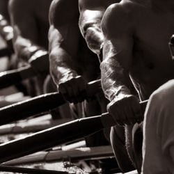 Youth Men's Eight preparing for competition at the 2010 Youth National Championship