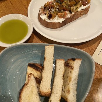 Ava - Bruschetta Dinner - Italian Near Me - Tampa, Florida