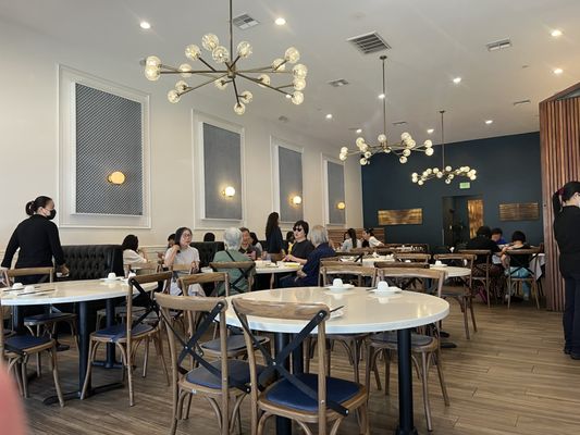 Mama Lu’s Dumpling House by null