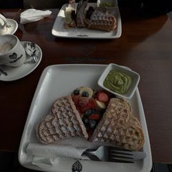 Waffel House - Waffle with blueberry  strawberry  banana  and delicious pistachios cream
