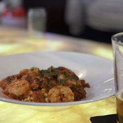Cat Cora's Kitchen - Shrimp and grits! Mmmmm